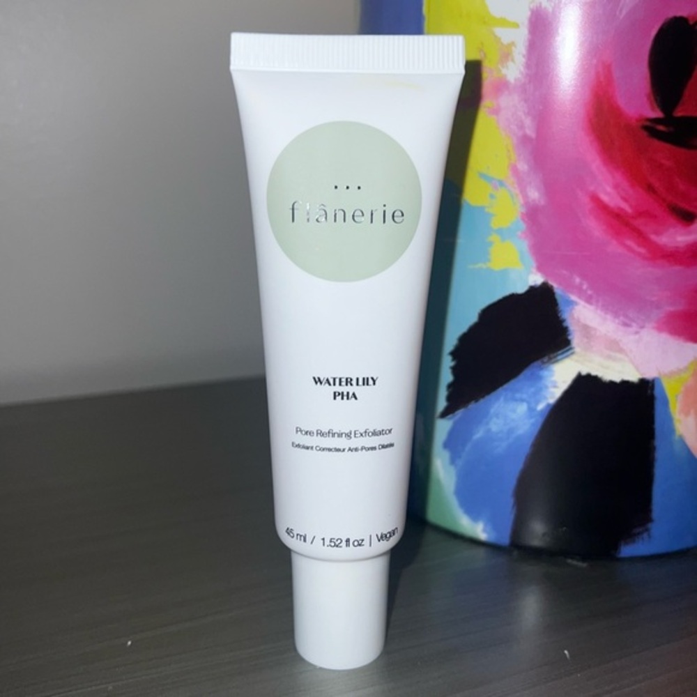 NEW FLANERIE Water Lily PHA Pore Refining Exfoliator (45 mL) New and Sealed
